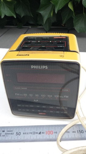 Ancien radio réveil - , vintage