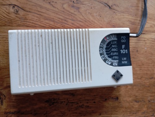Mini radio vintage orange - vintage,
